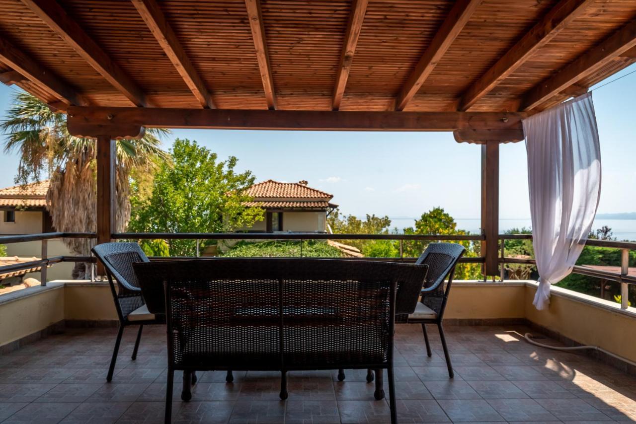 Blue Thea Luxury Villa In Afitos Extérieur photo