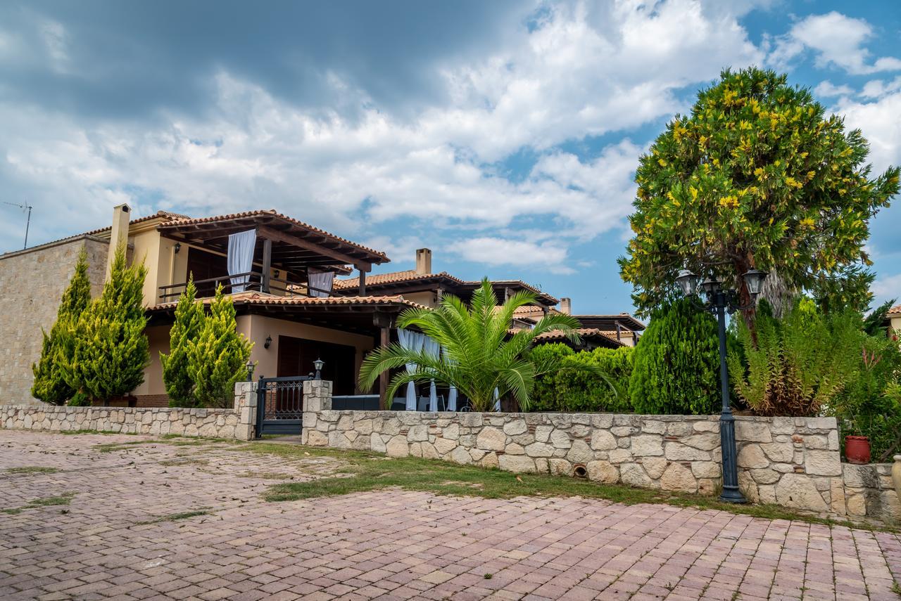 Blue Thea Luxury Villa In Afitos Extérieur photo