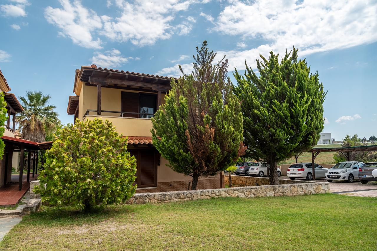 Blue Thea Luxury Villa In Afitos Extérieur photo