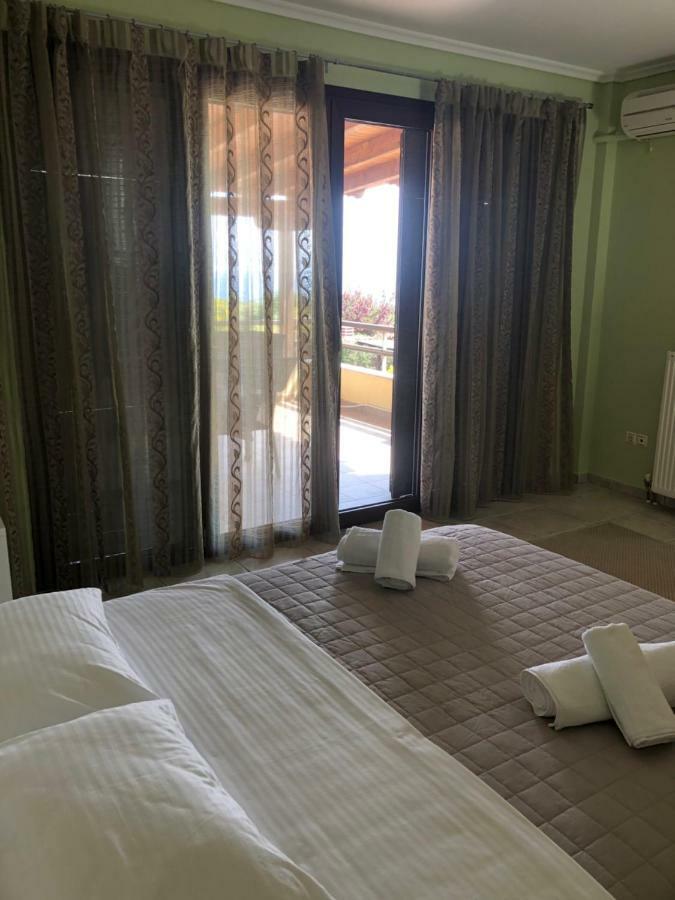 Blue Thea Luxury Villa In Afitos Extérieur photo